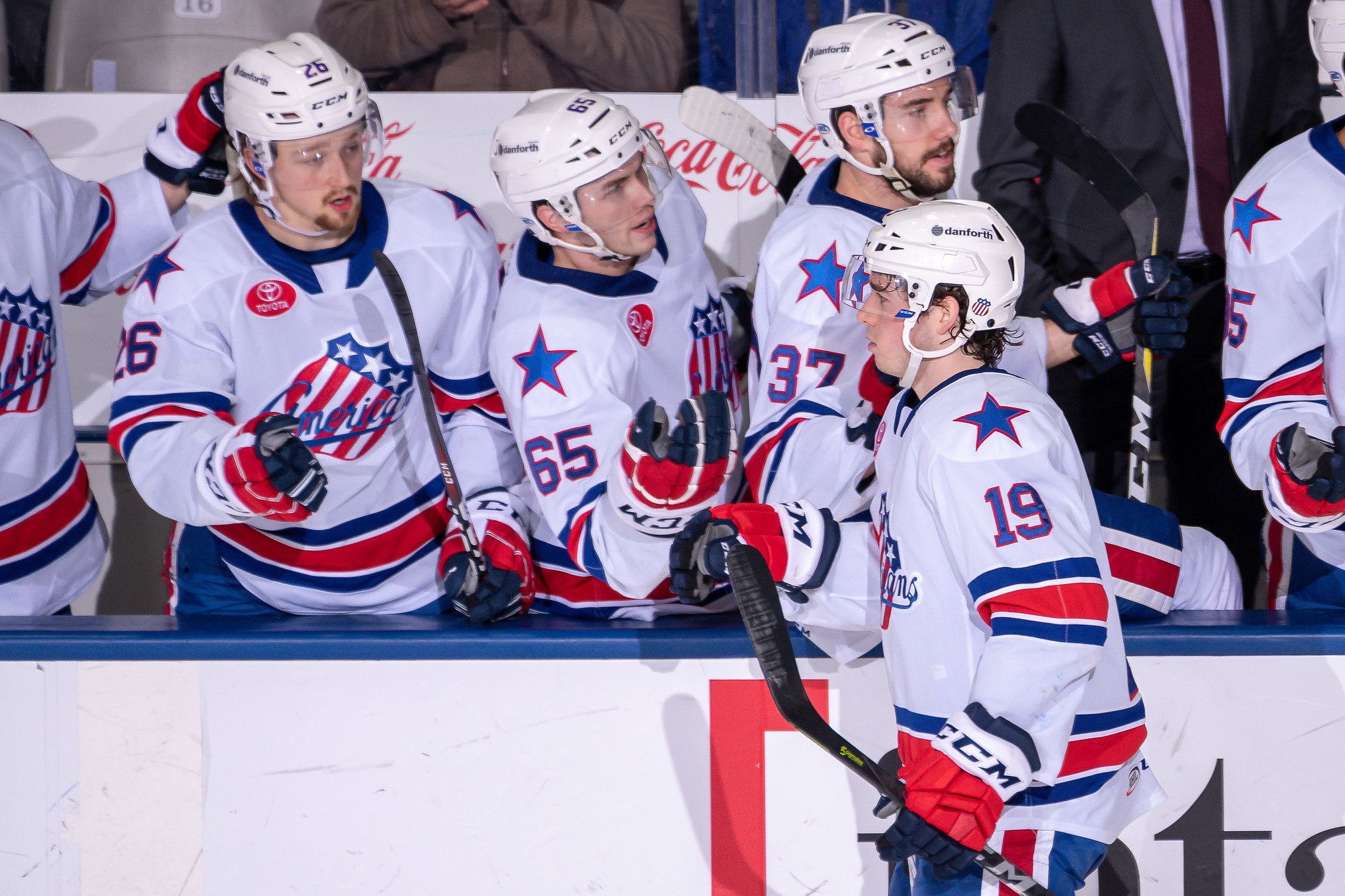 CJ Smith Defeats the Toronto Marlies