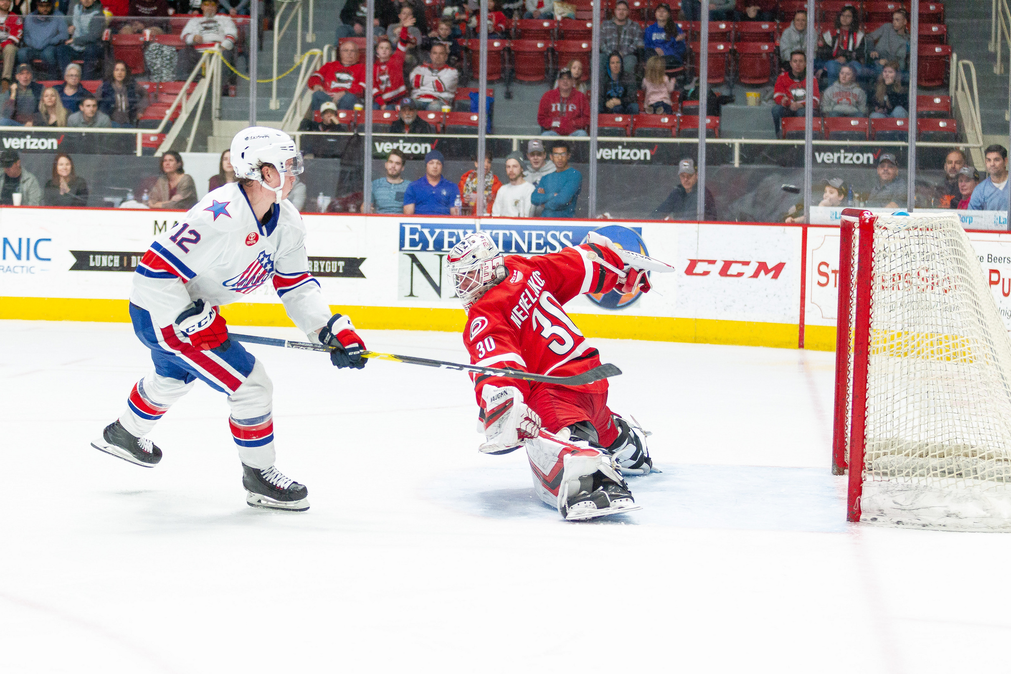 Amerks Lose 4-1 against the Checkers