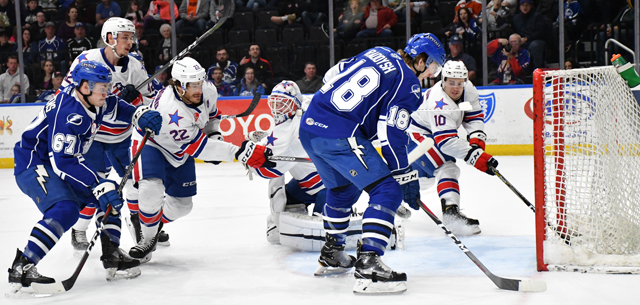 Crunch Clinched the North with a 4-3 Win over the Amerks