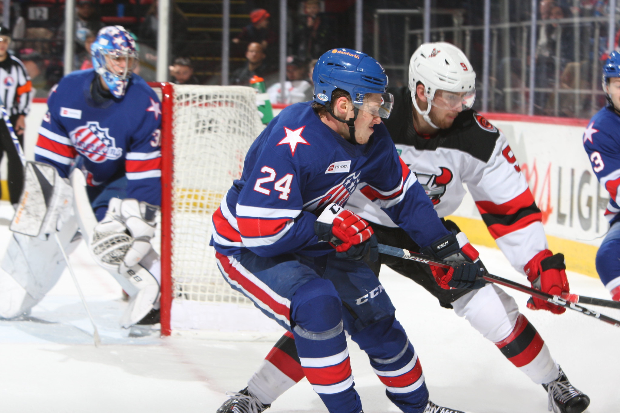 Recap: Amerks Extend Winning Streak to Five with a Close 4-2 Win